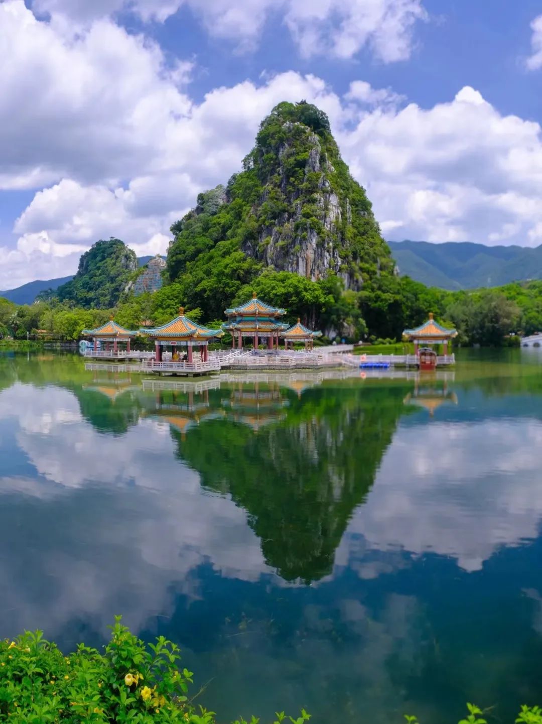 广东省肇庆旅游广东省肇庆旅游，领略千年风华，畅游自然美景